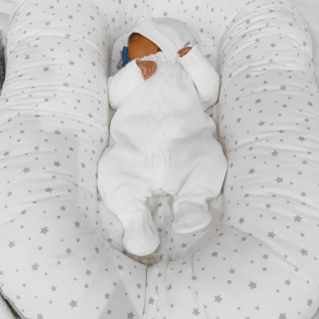 NIDO BEBÉ ERGONÓMICO STARS MINT