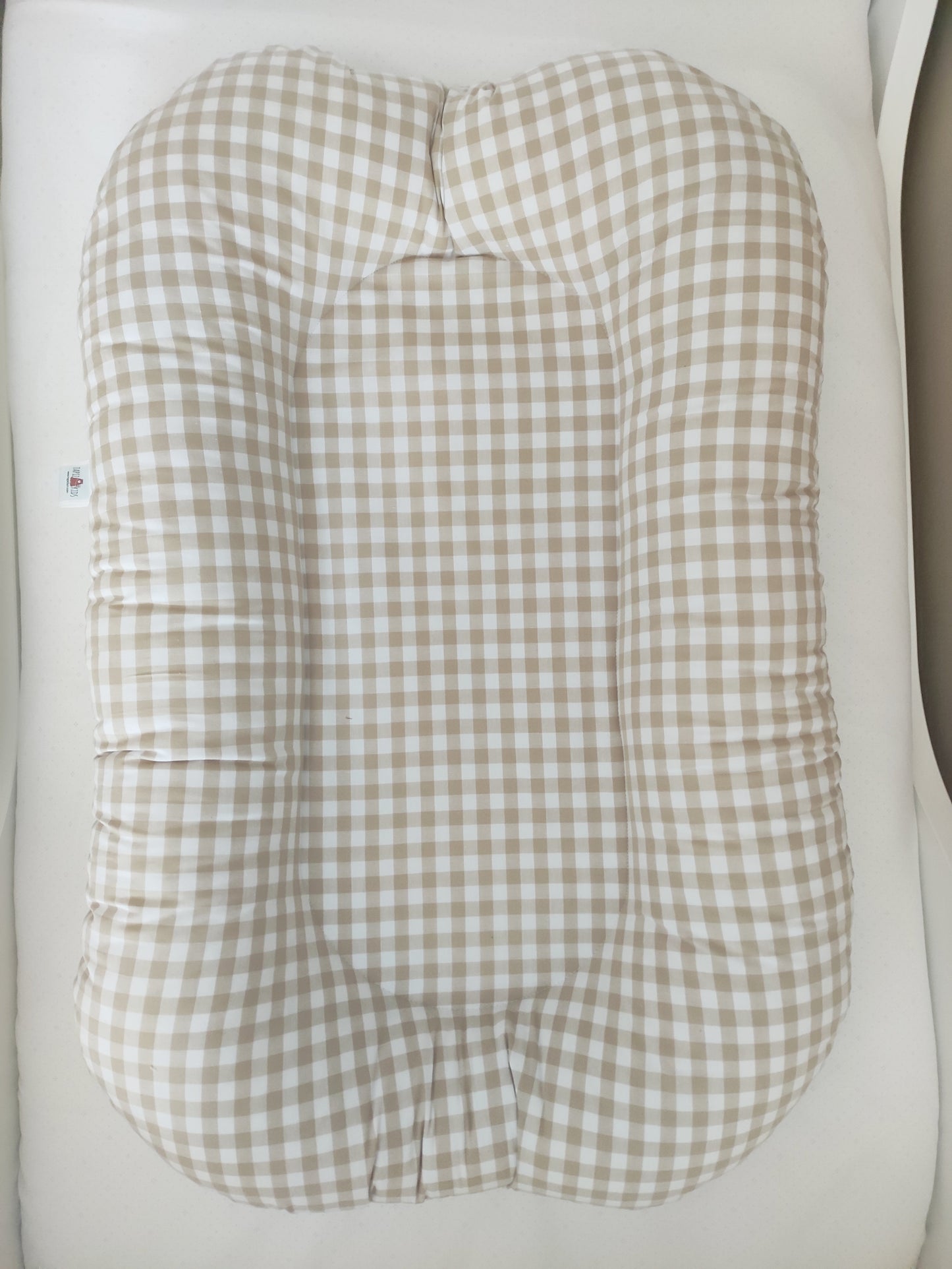 NIDO BEBÉ ERGONÓMICO VICHY BEIGE