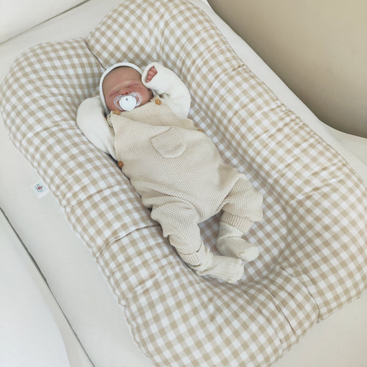NIDO BEBÉ ERGONÓMICO VICHY BEIGE