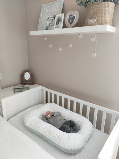 NIDO BEBÉ ERGONÓMICO STARS MINT