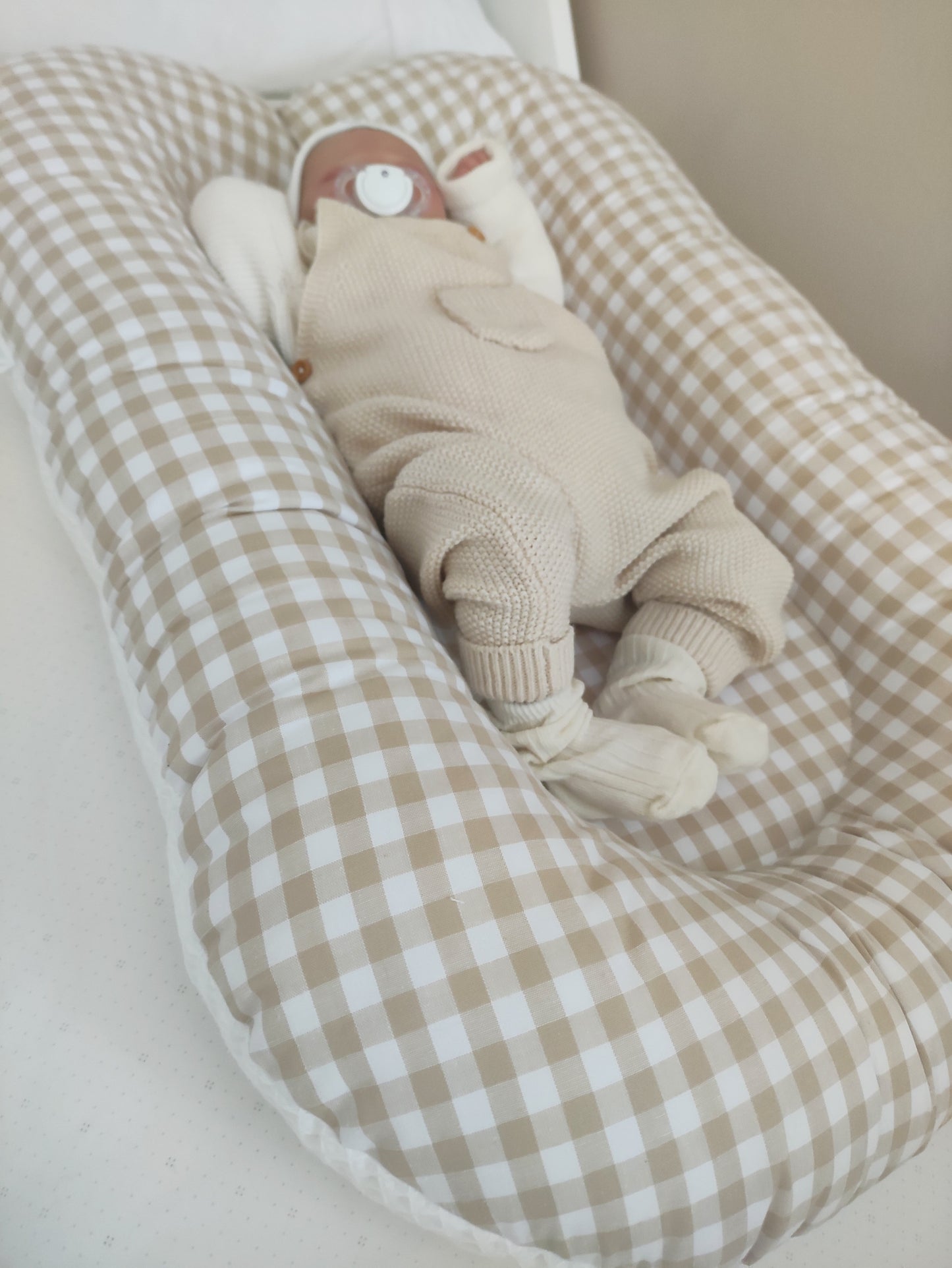 NIDO BEBÉ ERGONÓMICO VICHY BEIGE